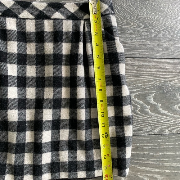 CLUB MONACO // Plaid Wool-like Skirt - Picture 5 of 6
